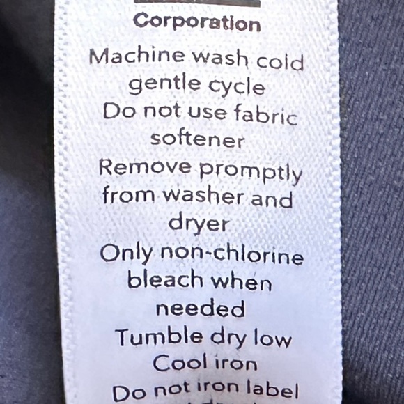 Athleta Salutation Stash Pocket II Capri Leggings 2X NWT PowerVita Mesh Workout - Picture 13 of 13